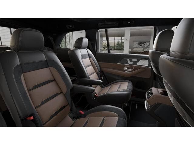 New 2026 Mercedes-Benz GLS 63 AMG 4MATIC image 5