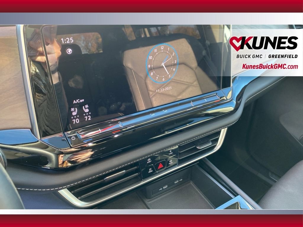 Used 2024 Volkswagen Atlas SE image 24