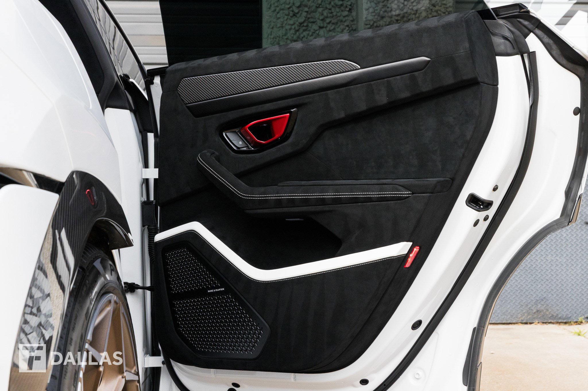 Used 2023 Lamborghini Urus Performante image 39