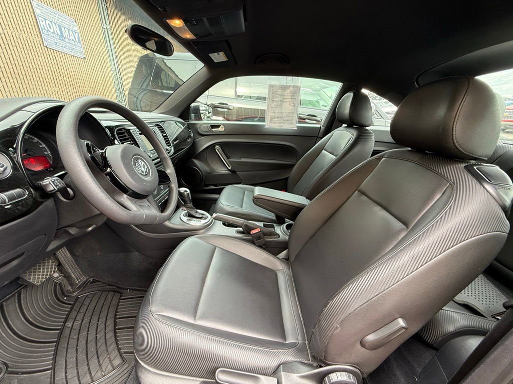 Used 2017 Volkswagen Beetle 1.8T FWD image 3
