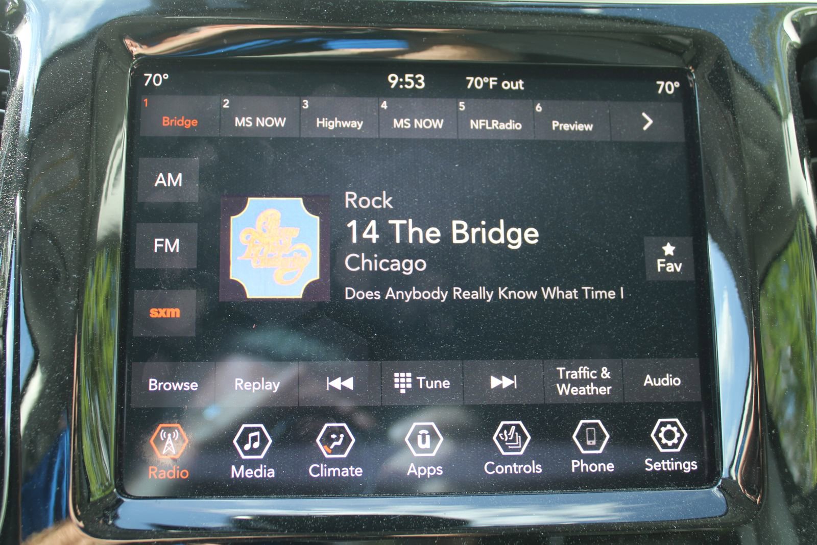 Used 2019 Jeep Cherokee Limited w/ Technology Group image 39