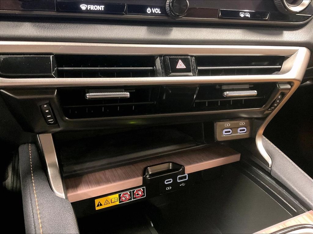 Used 2024 Lexus RX 350 Premium w/ Accessory Package (Z1) AWD/4WD image 26