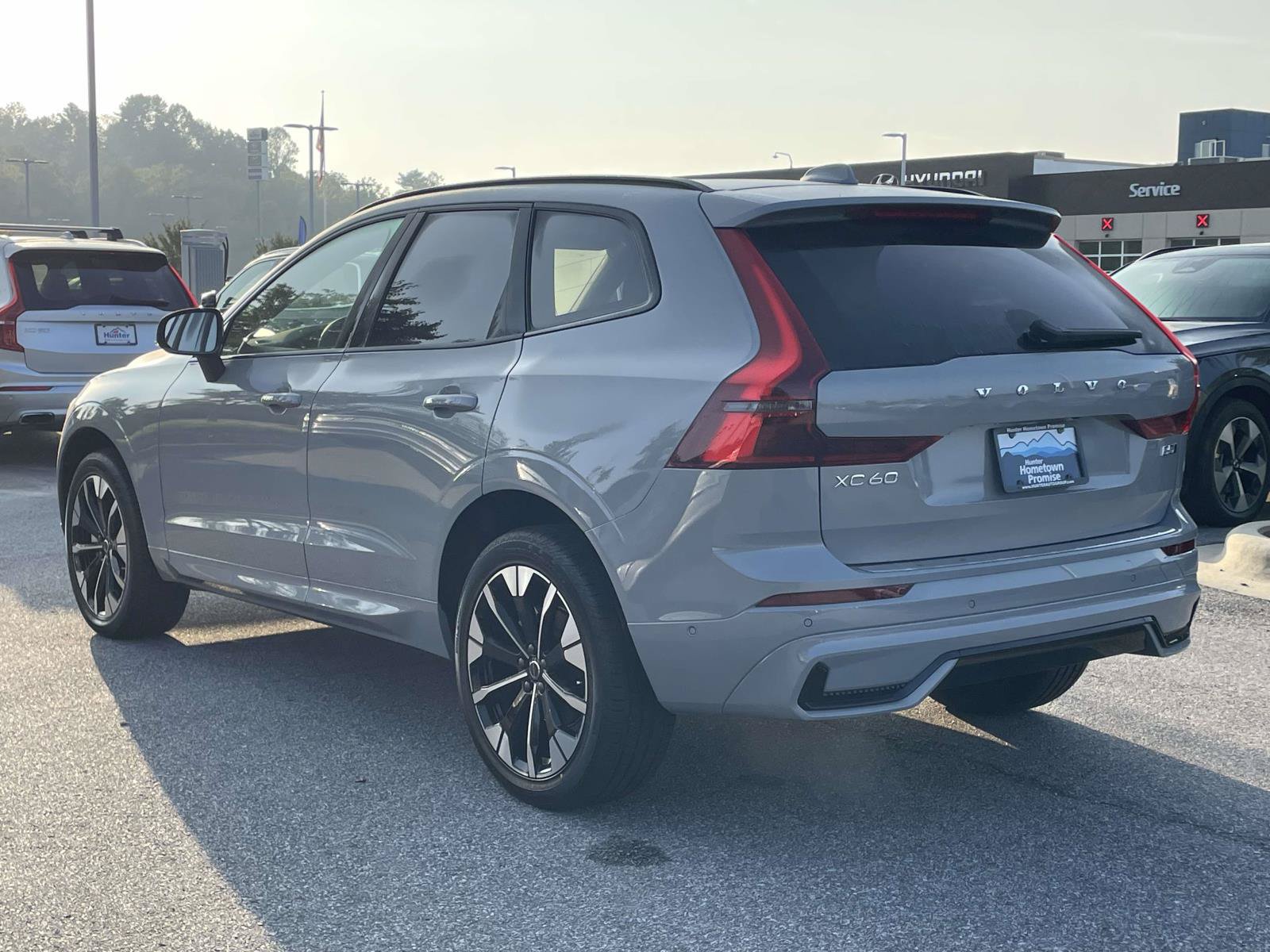 New 2026 Volvo XC60 B5 Plus w/ Protection Package Premier AWD/4WD image 26