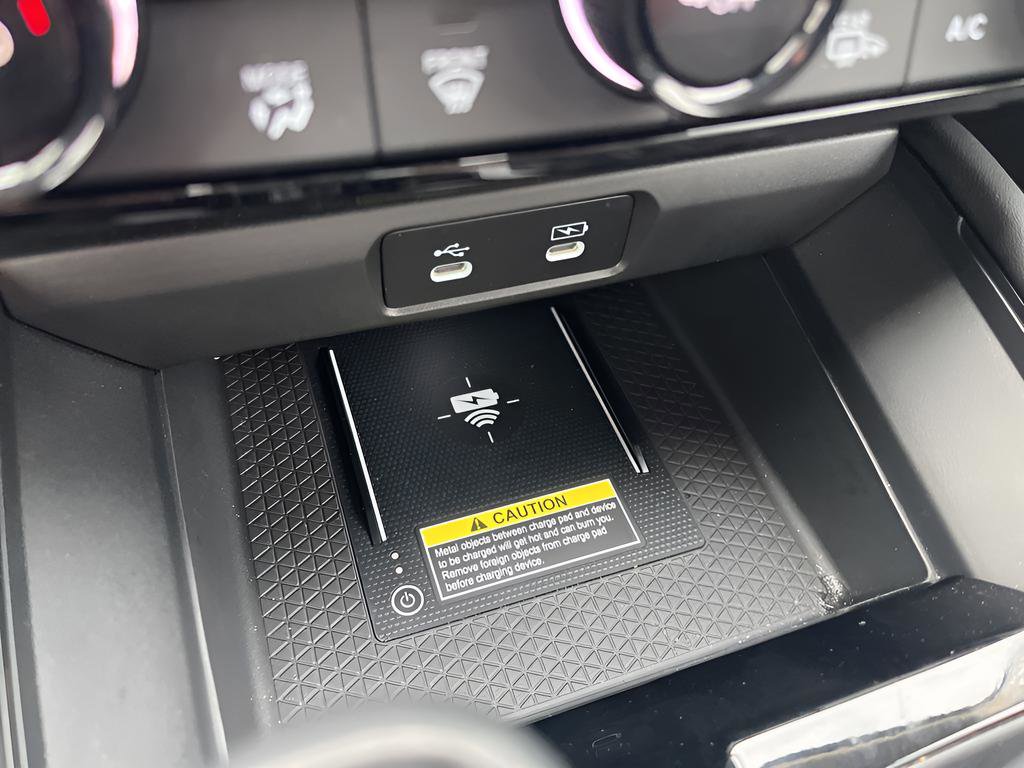 Used 2024 Honda Accord Touring image 18