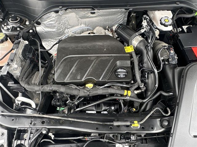 Certified 2024 Chevrolet Trax LT w/ Driver Confidence Package FWD image 28