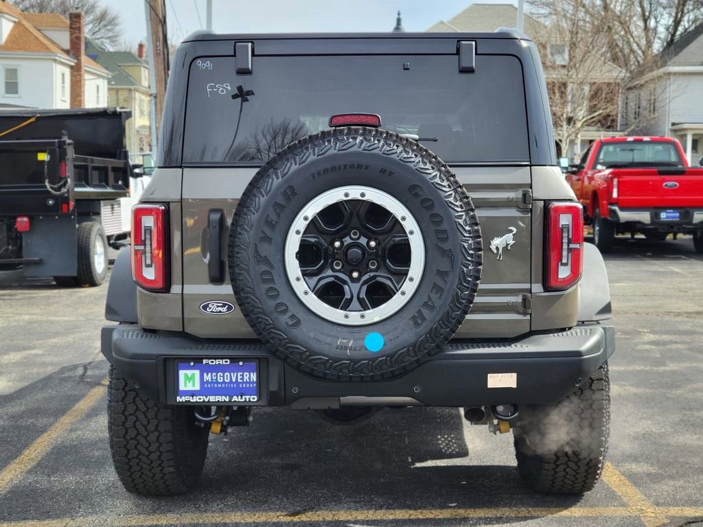 New 2026 Ford Bronco Badlands w/ Sasquatch Package image 4