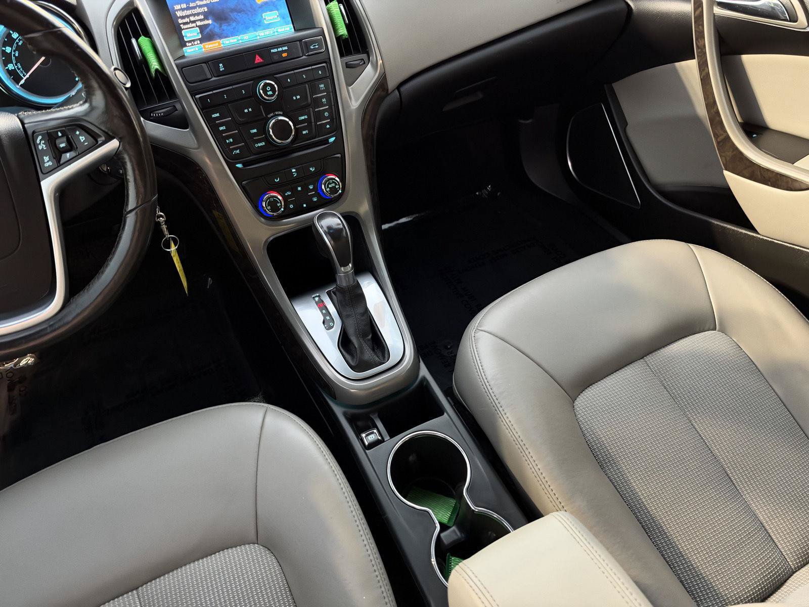Used 2014 Buick Verano FWD image 35