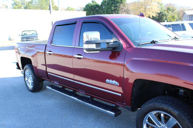 Used 2015 Chevrolet Silverado 1500 High Country w/ High Country Premium Package image 10