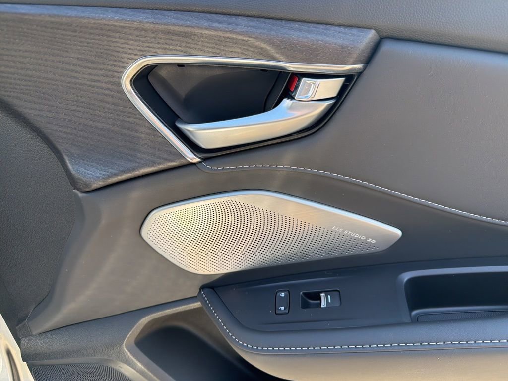 New 2026 Acura RDX SH-AWD image 26
