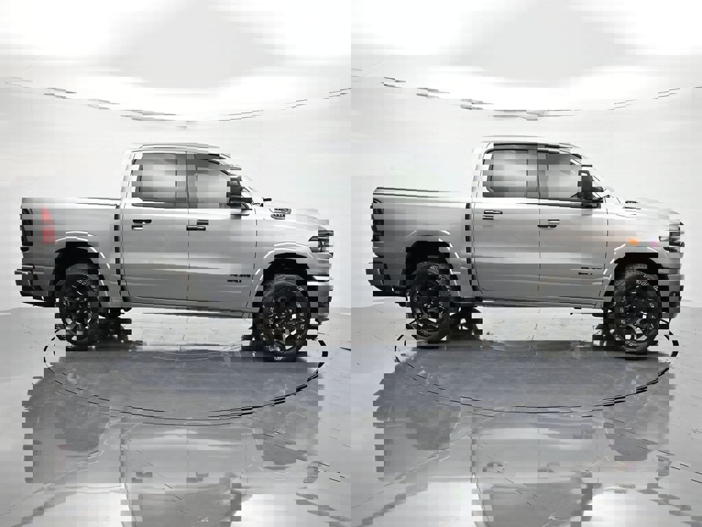 New 2025 RAM 1500 Big Horn image 4