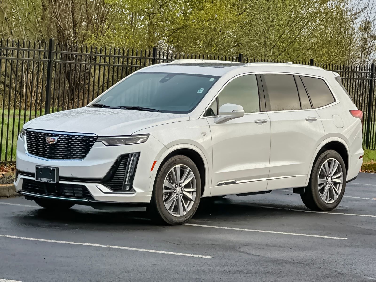 Used 2024 Cadillac XT6 Premium Luxury w/ Technology Package image 7