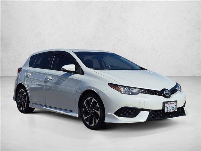 Used 2018 Toyota Corolla iM w/ Carpet Mat Package (TMS) FWD image 3