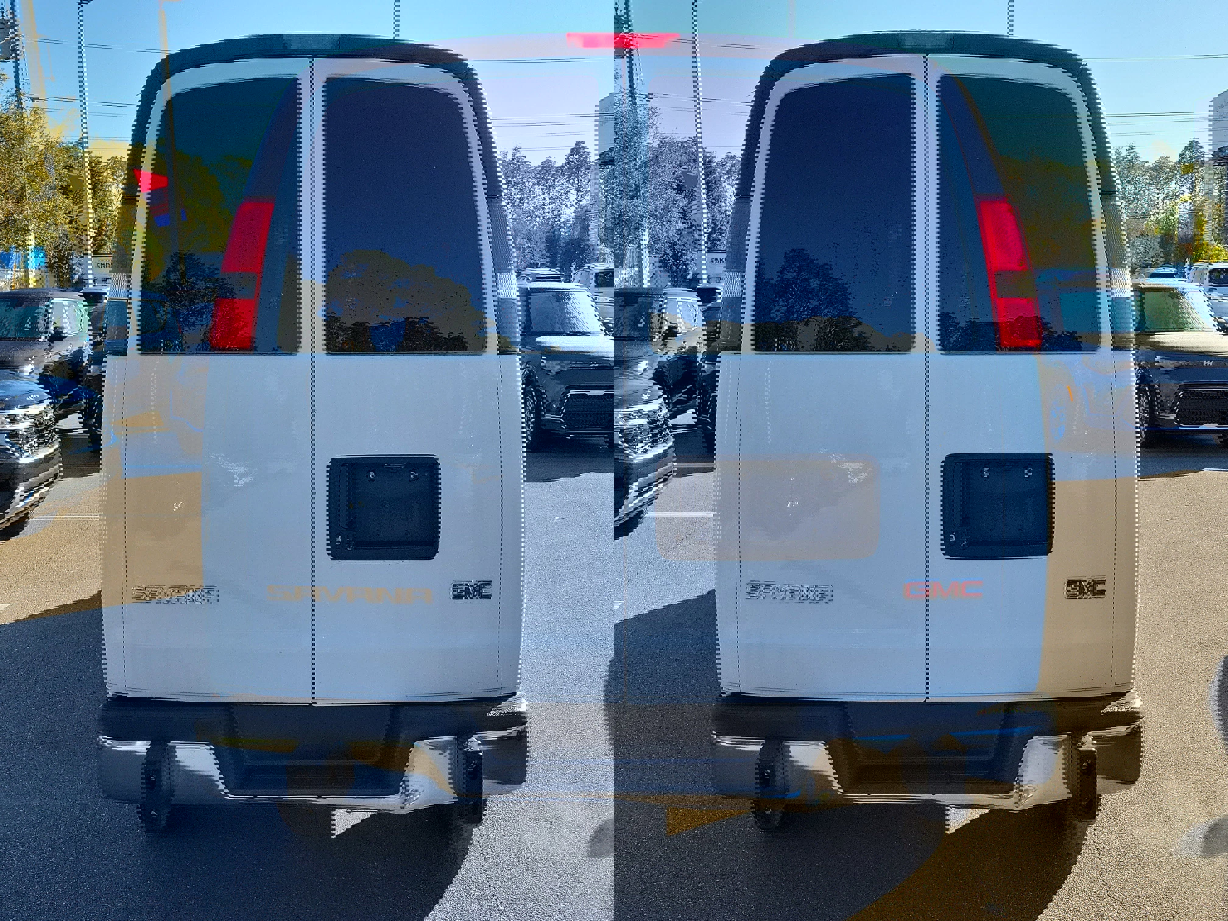 Used 2020 GMC Savana 2500 w/ Driver Convenience Package image 5