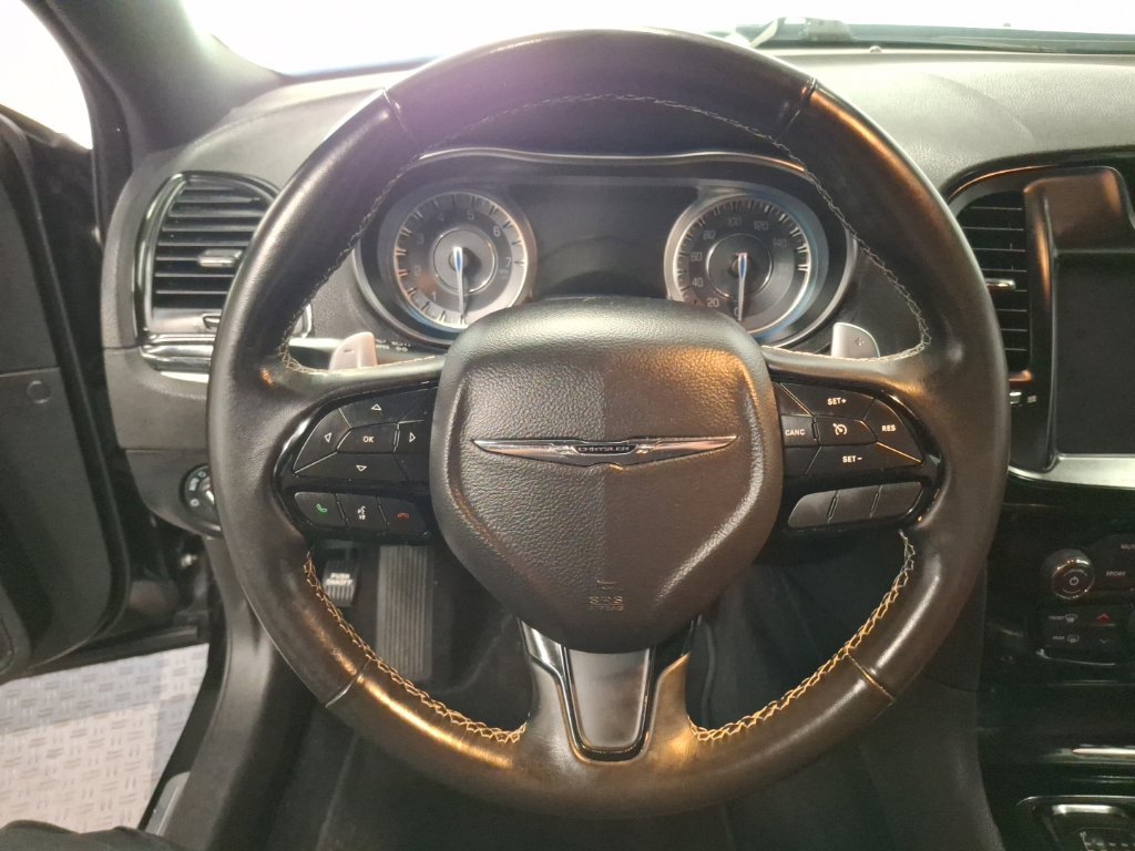 Used 2021 Chrysler 300 S w/ S Model Appearance Package RWD image 20