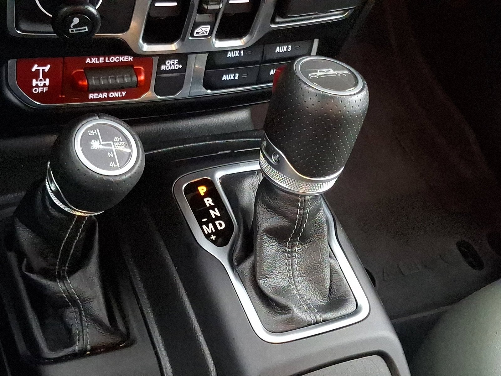 Certified 2024 Jeep Gladiator Mojave image 14