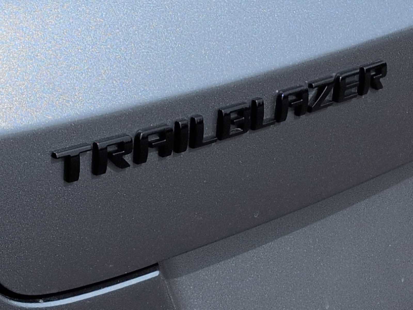 Used 2021 Chevrolet TrailBlazer RS w/ Sun and Liftgate Package image 13