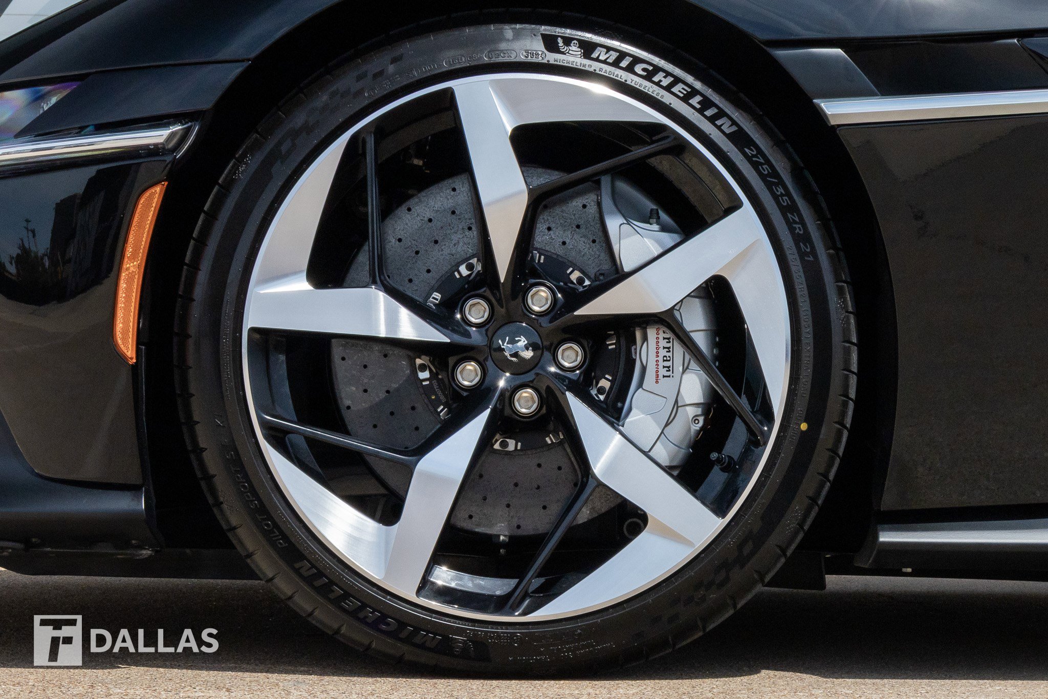 Used 2025 Ferrari 12Cilindri image 8