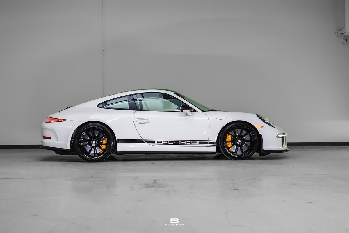 Used 2016 Porsche 911 R image 11