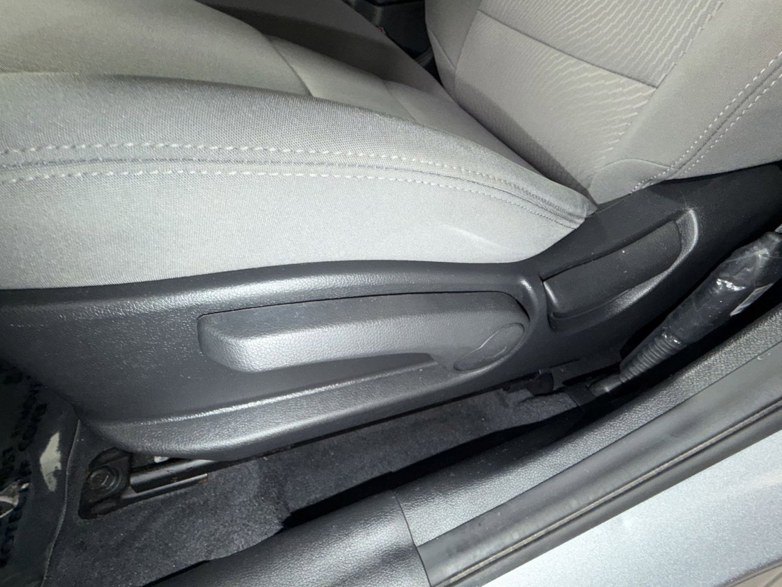 Used 2015 Hyundai Elantra SE w/ Option Group 02 image 14