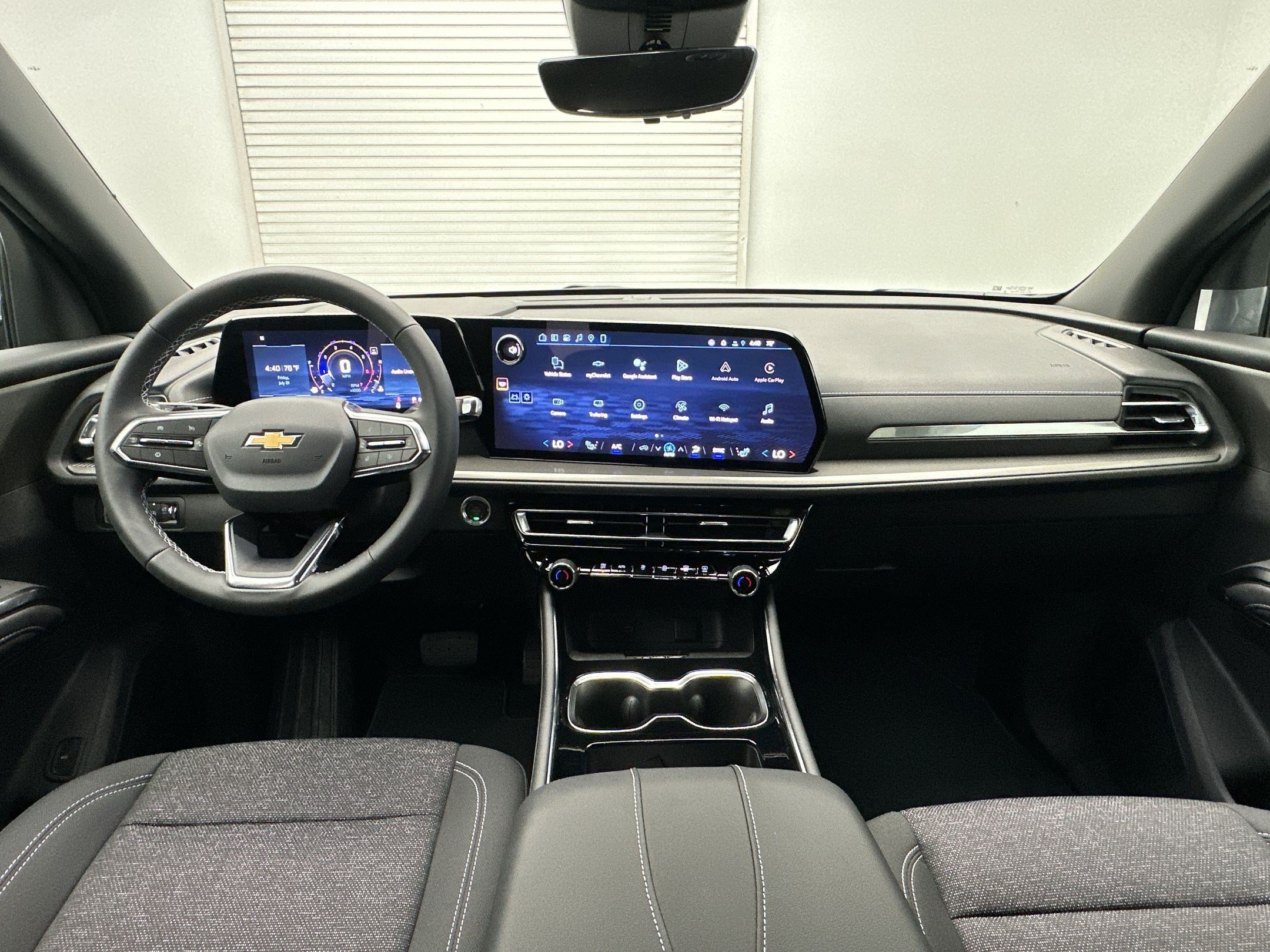 New 2026 Chevrolet Traverse LT w/ Driver Confidence Package AWD/4WD image 16