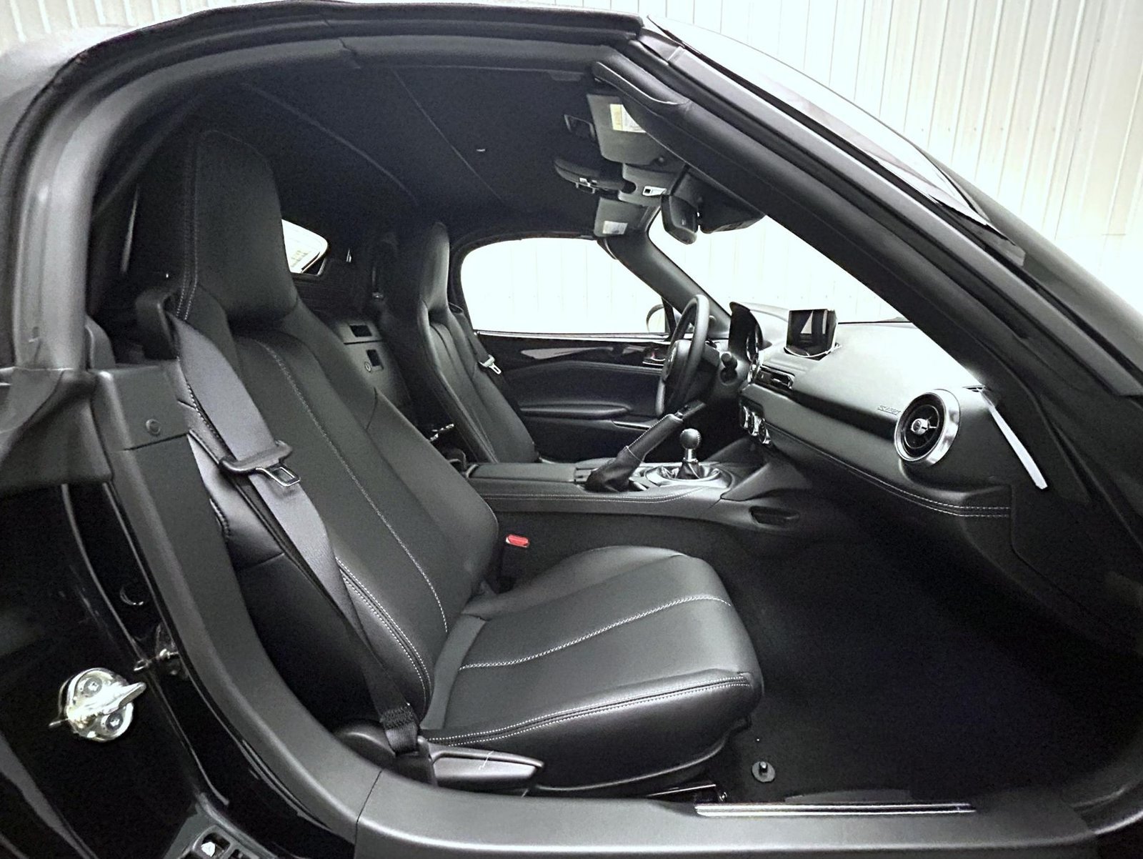 New 2026 MAZDA MX-5 Miata Grand Touring w/ Weather Package RWD image 16