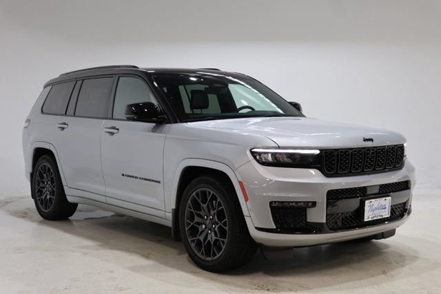 Used 2023 Jeep Grand Cherokee L Summit w/ Advanced Protech Group IV AWD/4WD image 1
