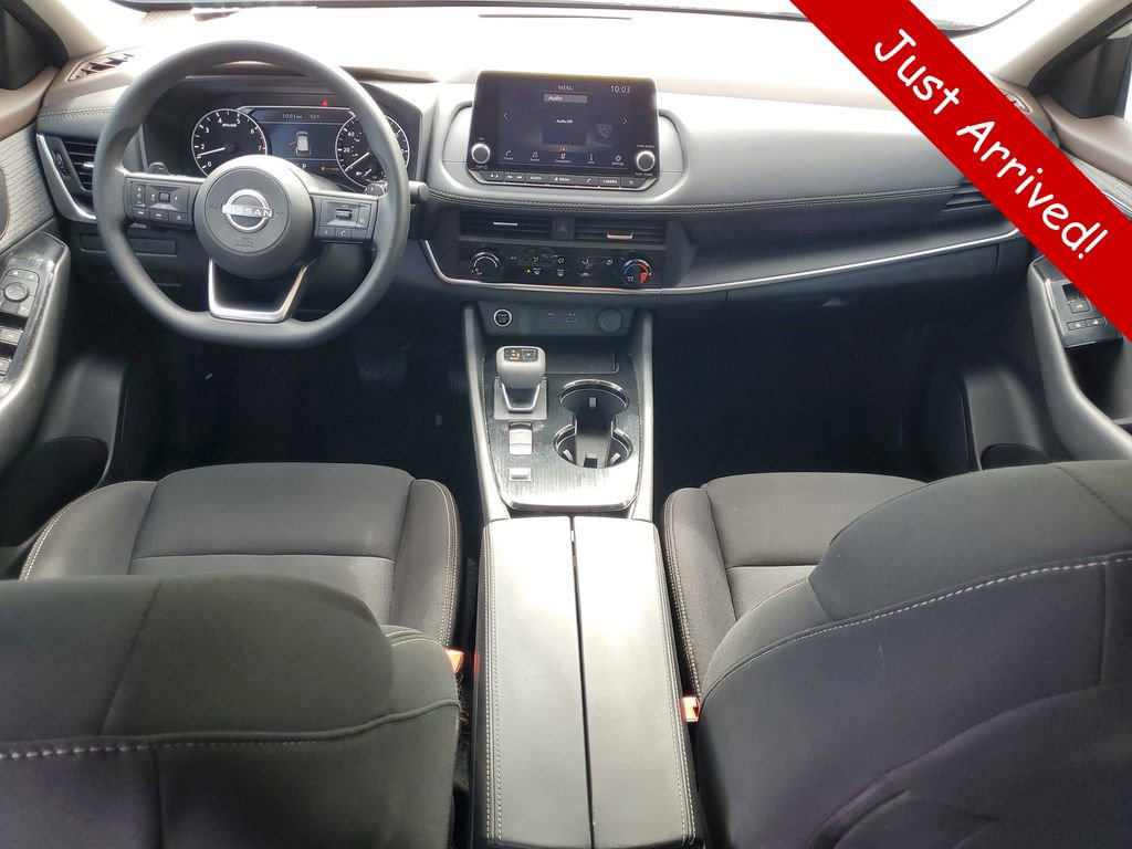 Used 2023 Nissan Rogue S FWD image 11
