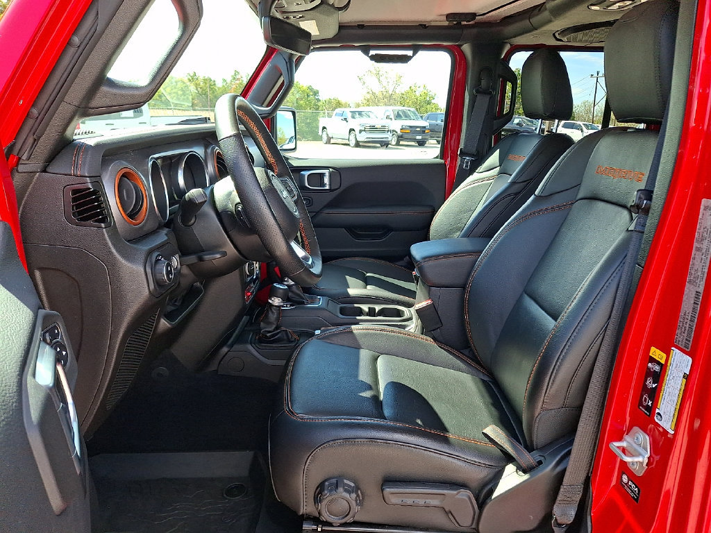 Used 2023 Jeep Gladiator Mojave w/ Cold Weather Group AWD/4WD image 15