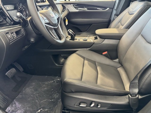 New 2025 Cadillac XT5 Premium Luxury image 6