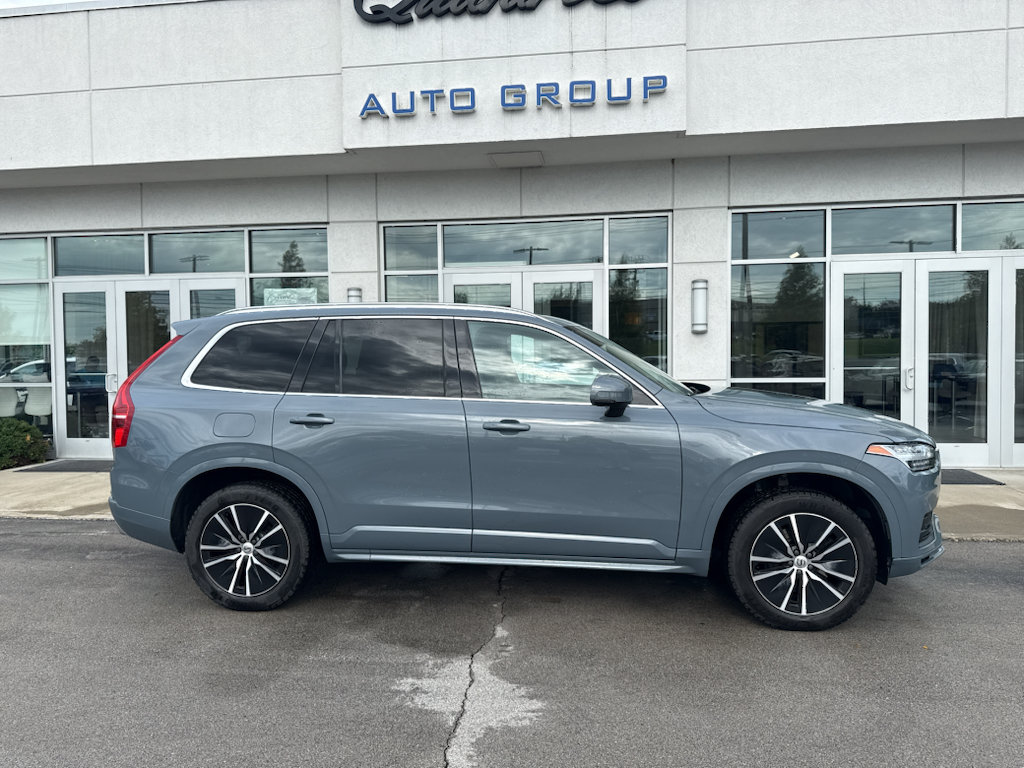 Used 2020 Volvo XC90 T6 Momentum AWD/4WD image 2