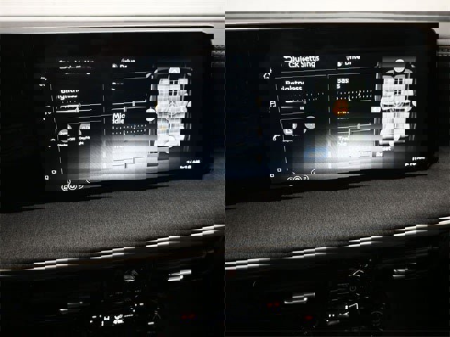 New 2026 Nissan Kicks SV image 18