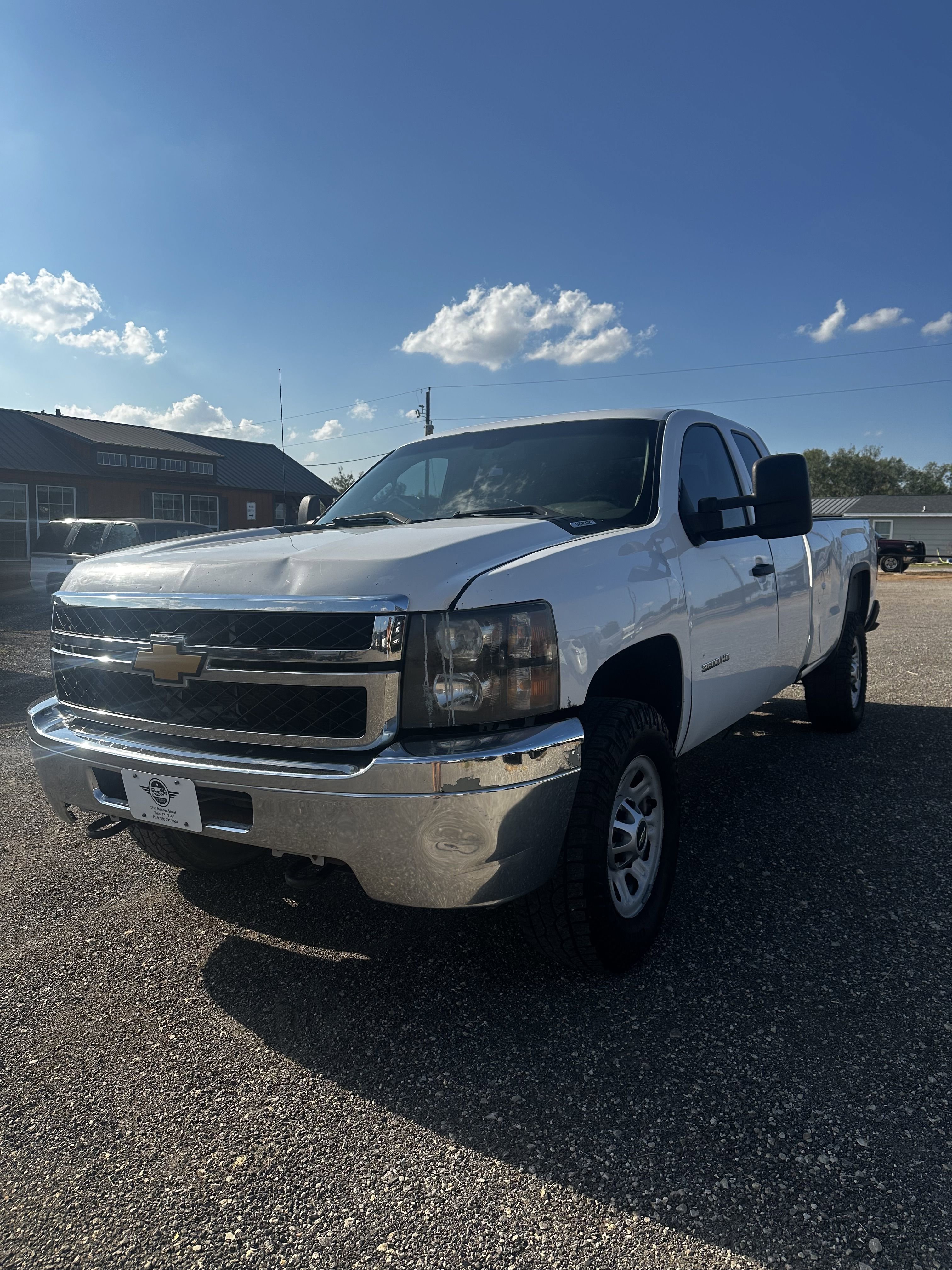 Used 2013 Chevrolet Silverado 3500 W/T image 1