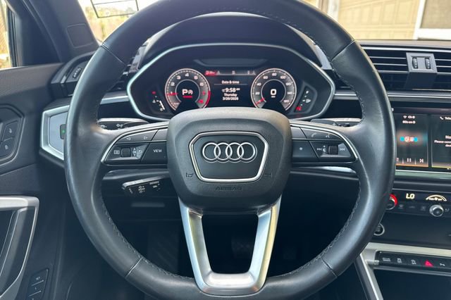Used 2022 Audi Q3 2.0T Premium Plus w/ Premium Plus Package image 28