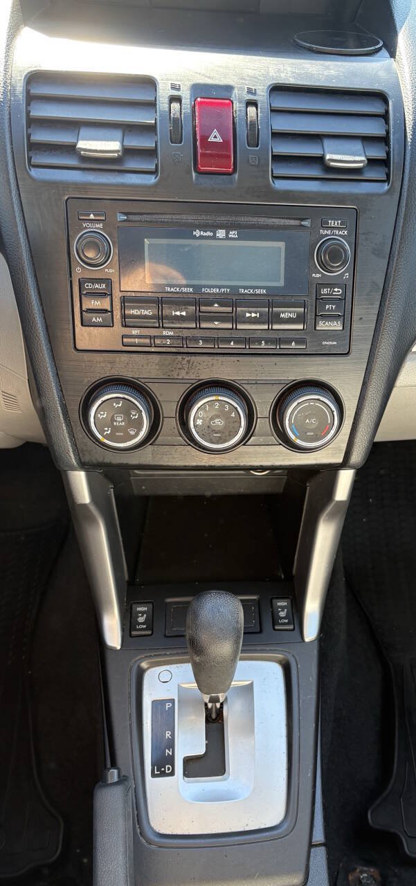 Used 2014 Subaru Forester 2.5i Premium w/ All-Weather Package AWD/4WD image 9