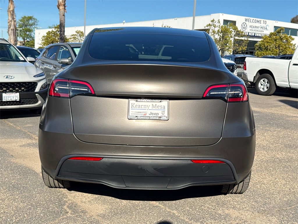 Used 2021 Tesla Model Y Long Range image 10