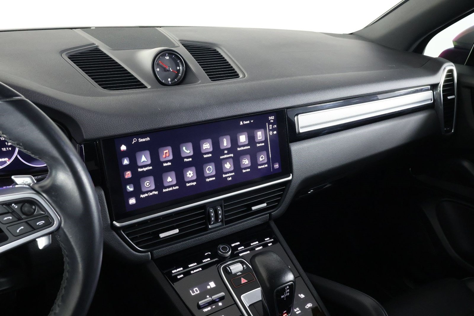 Certified 2023 Porsche Cayenne Platinum Edition AWD/4WD image 13