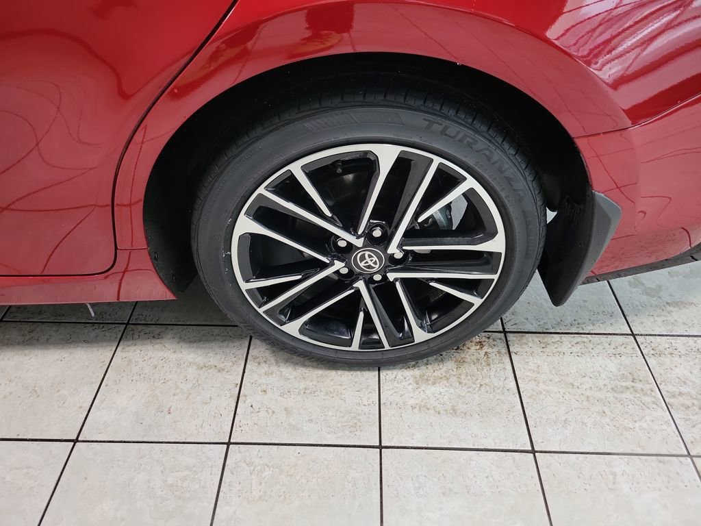 Used 2025 Toyota Camry XLE image 45