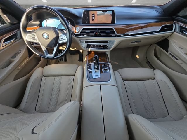 Used 2017 BMW 750i RWD image 20