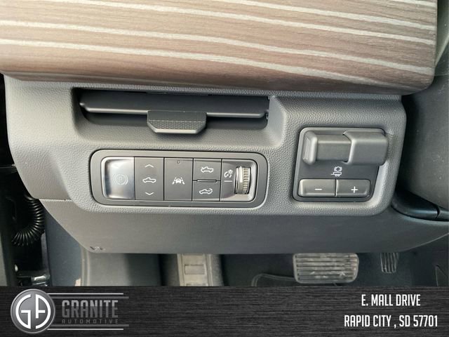 New 2025 GMC Sierra EV Denali image 18