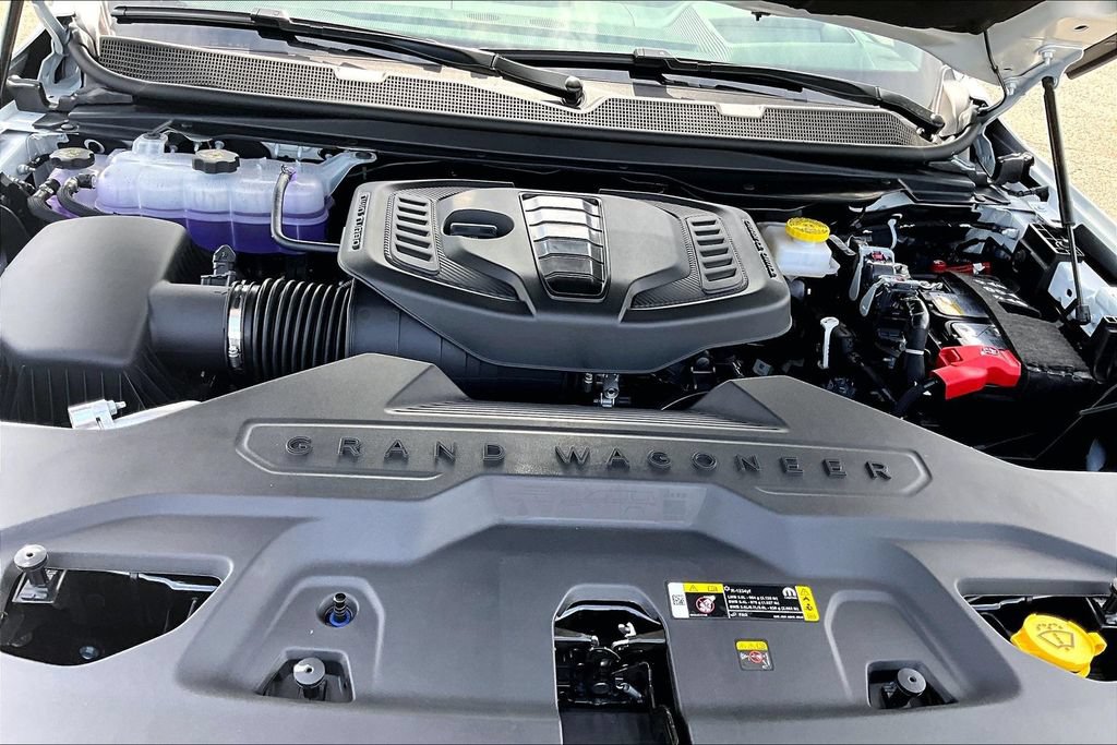 New 2026 Jeep Grand Wagoneer L Limited AWD/4WD image 11