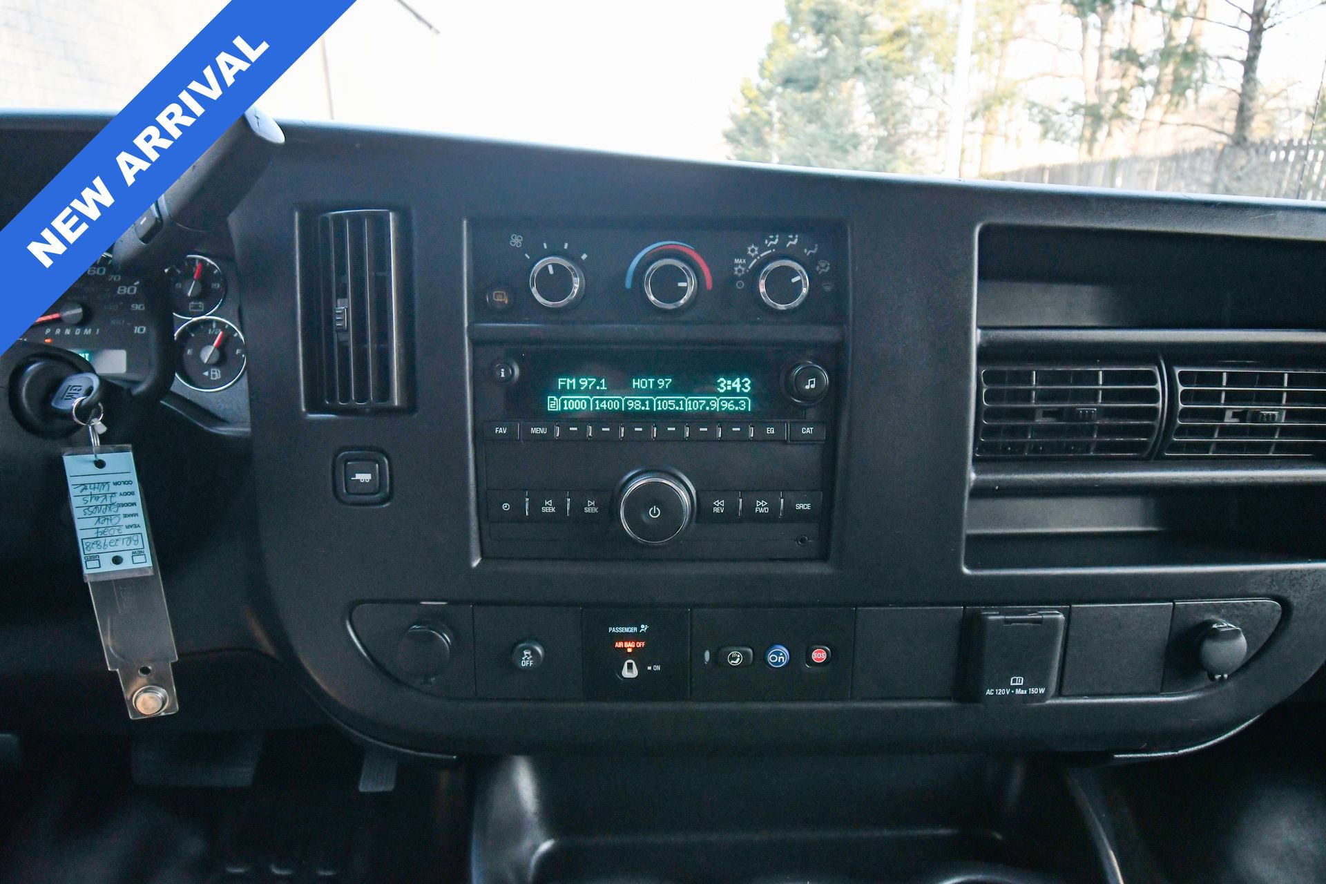 Used 2024 Chevrolet Express 2500 w/ Driver Convenience Package image 34