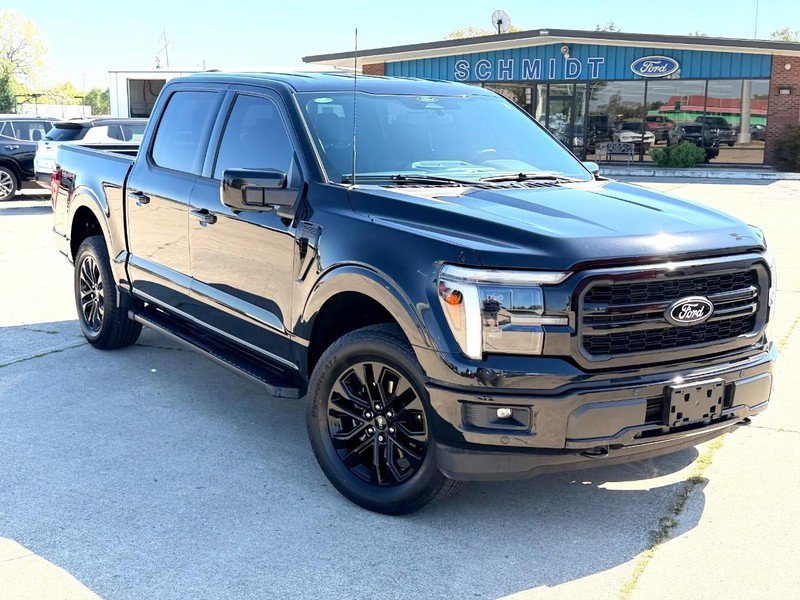 Used 2025 Ford F150 Lariat AWD/4WD image 2