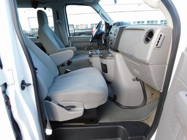 Used 2012 Ford E-350 and Econoline 350 XLT RWD image 16