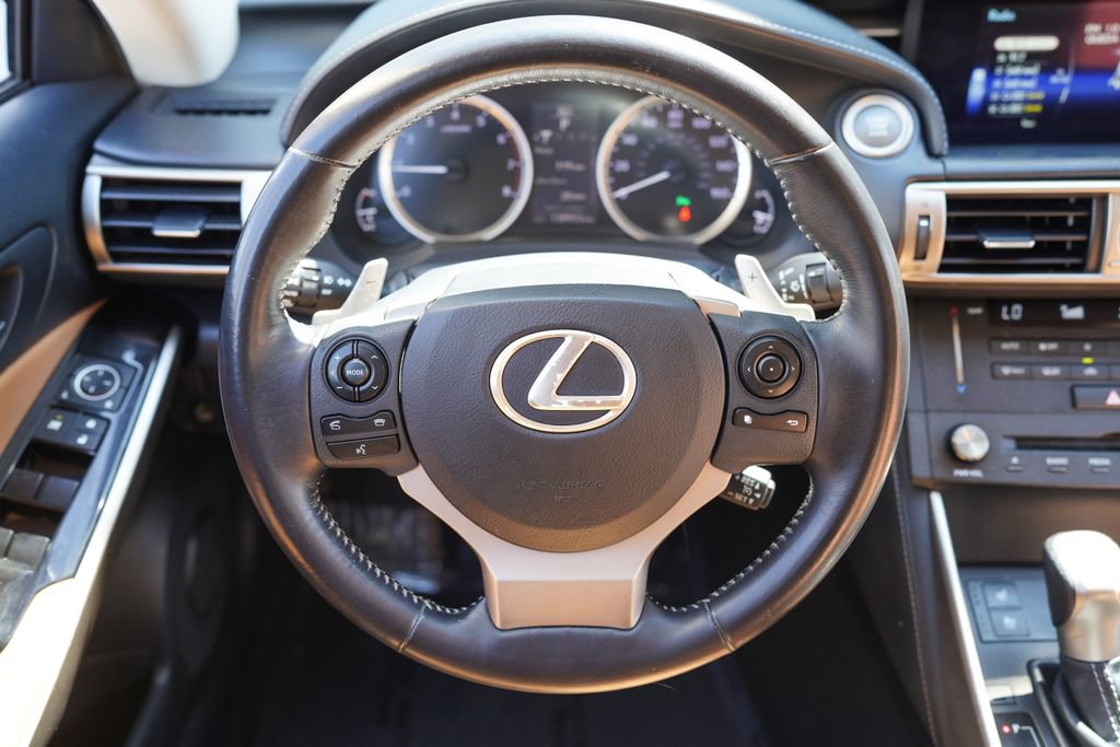 Used 2016 Lexus IS 200t w/ Premium Package RWD image 28