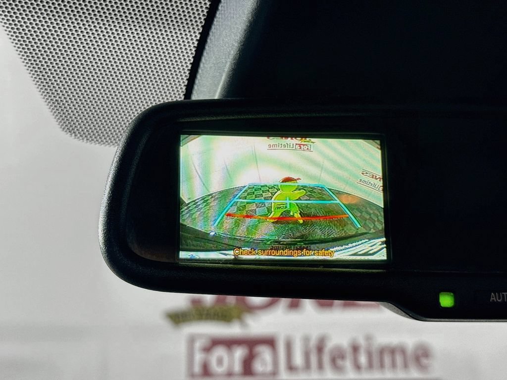 Certified 2018 Toyota C-HR XLE FWD image 6