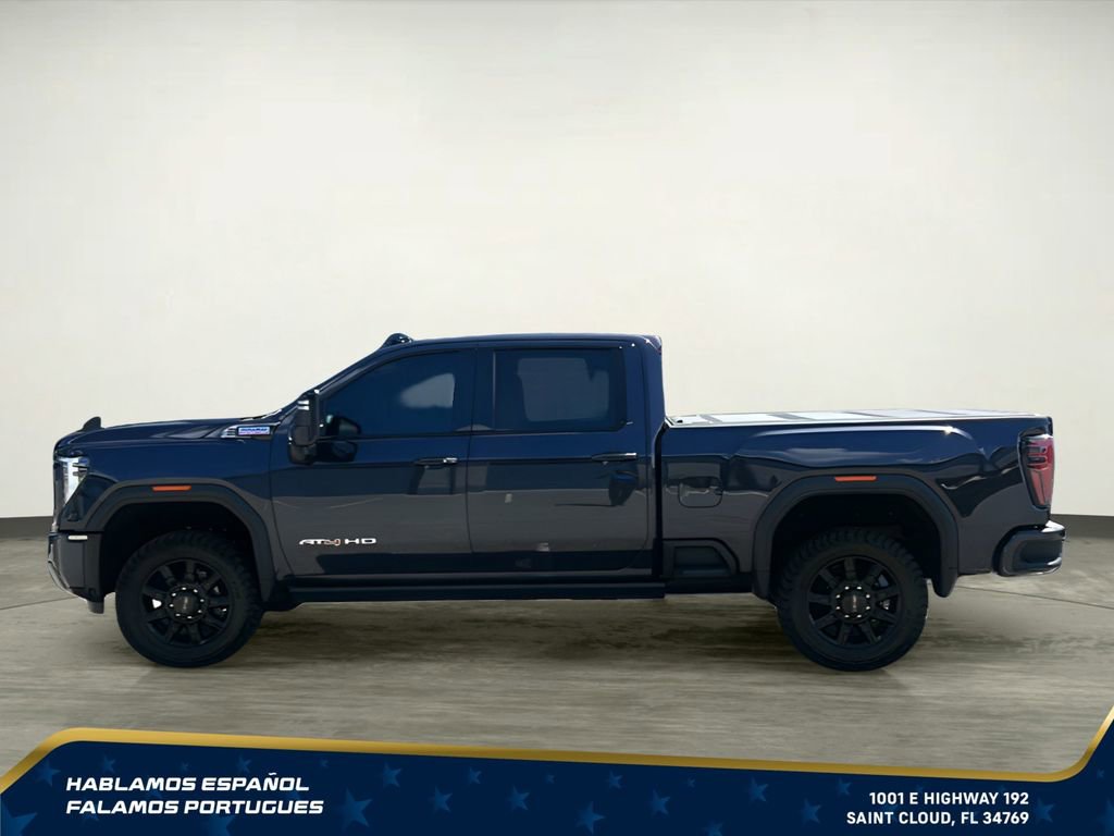 Used 2025 GMC Sierra 2500 AT4 w/ AT4 Premium Plus Package AWD/4WD image 3