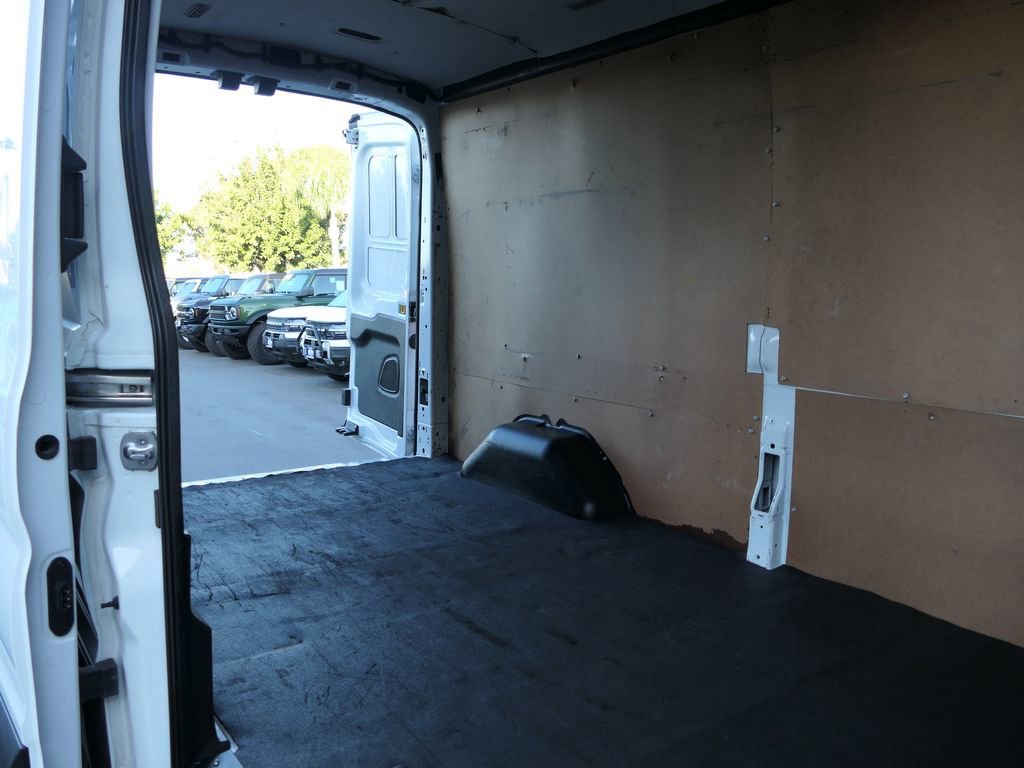 Used 2021 Ford Transit 250 Medium Roof image 28