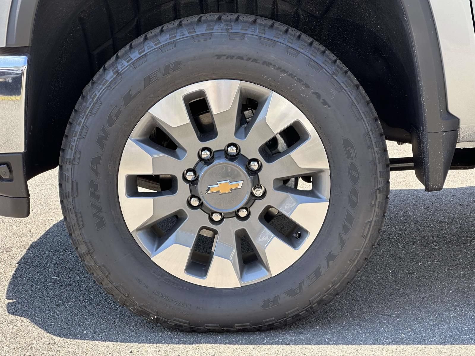 New 2026 Chevrolet Silverado 2500 LT AWD/4WD image 7