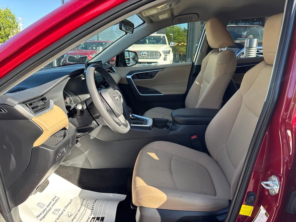 Used 2019 Toyota RAV4 LE w/ All Weather Liner Package FWD image 11