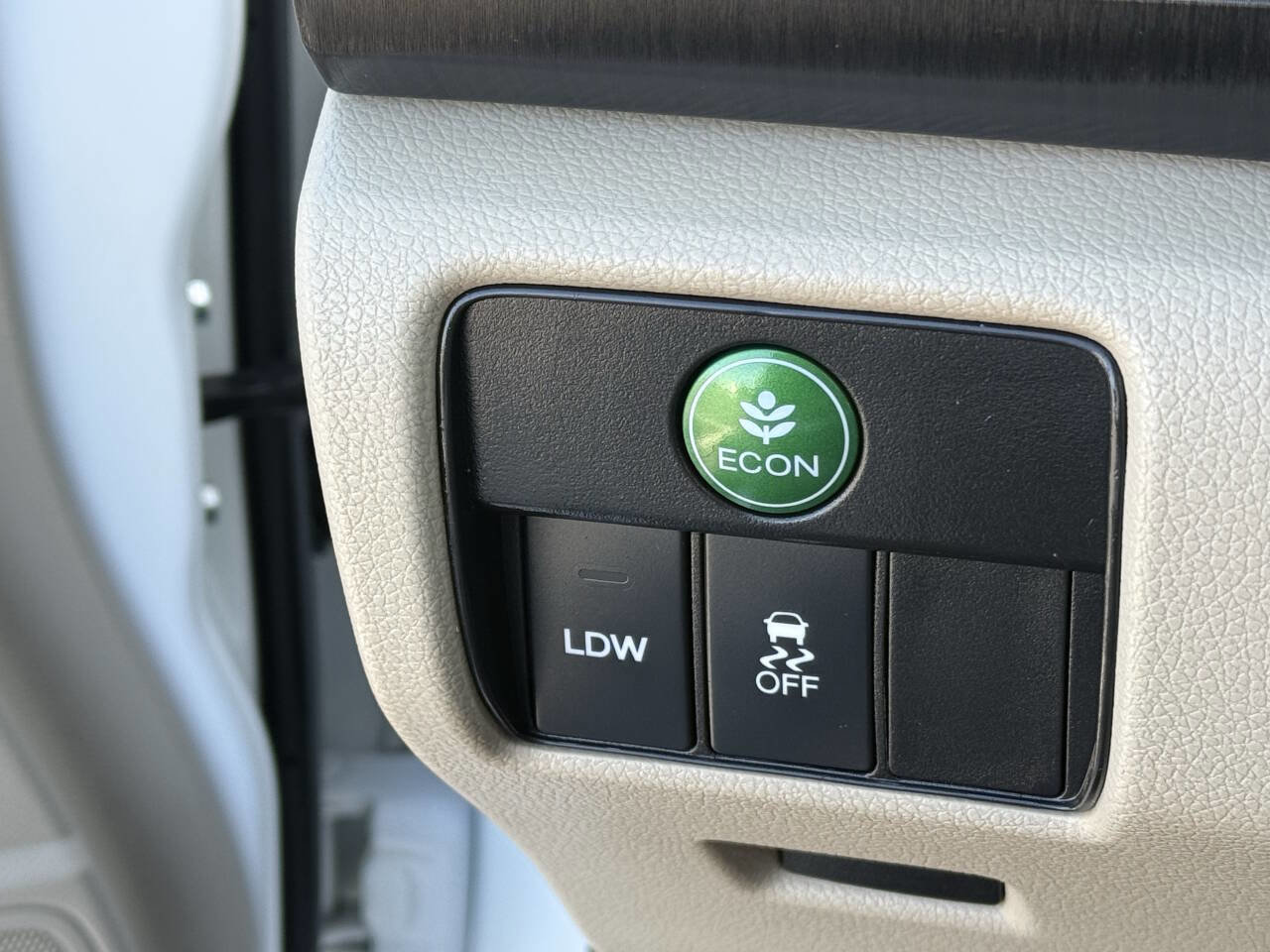 Used 2013 Honda Accord EX-L image 8